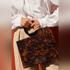 RESPIRO STUDIO Sienna Brown Black Acrylic Resin Tortoise Print Top Handle Bag
